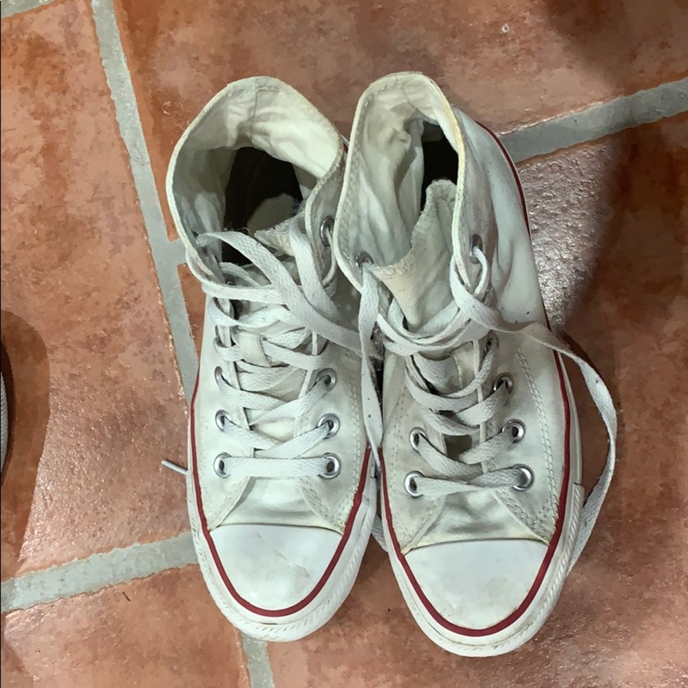 High top converse white.